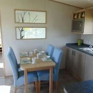 Roxbury 5 Star 6 Berth Luxury Caravan Apartment