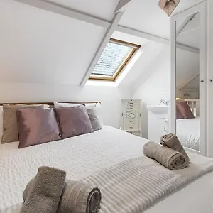 Pip's By Staytor Holiday home Exeter